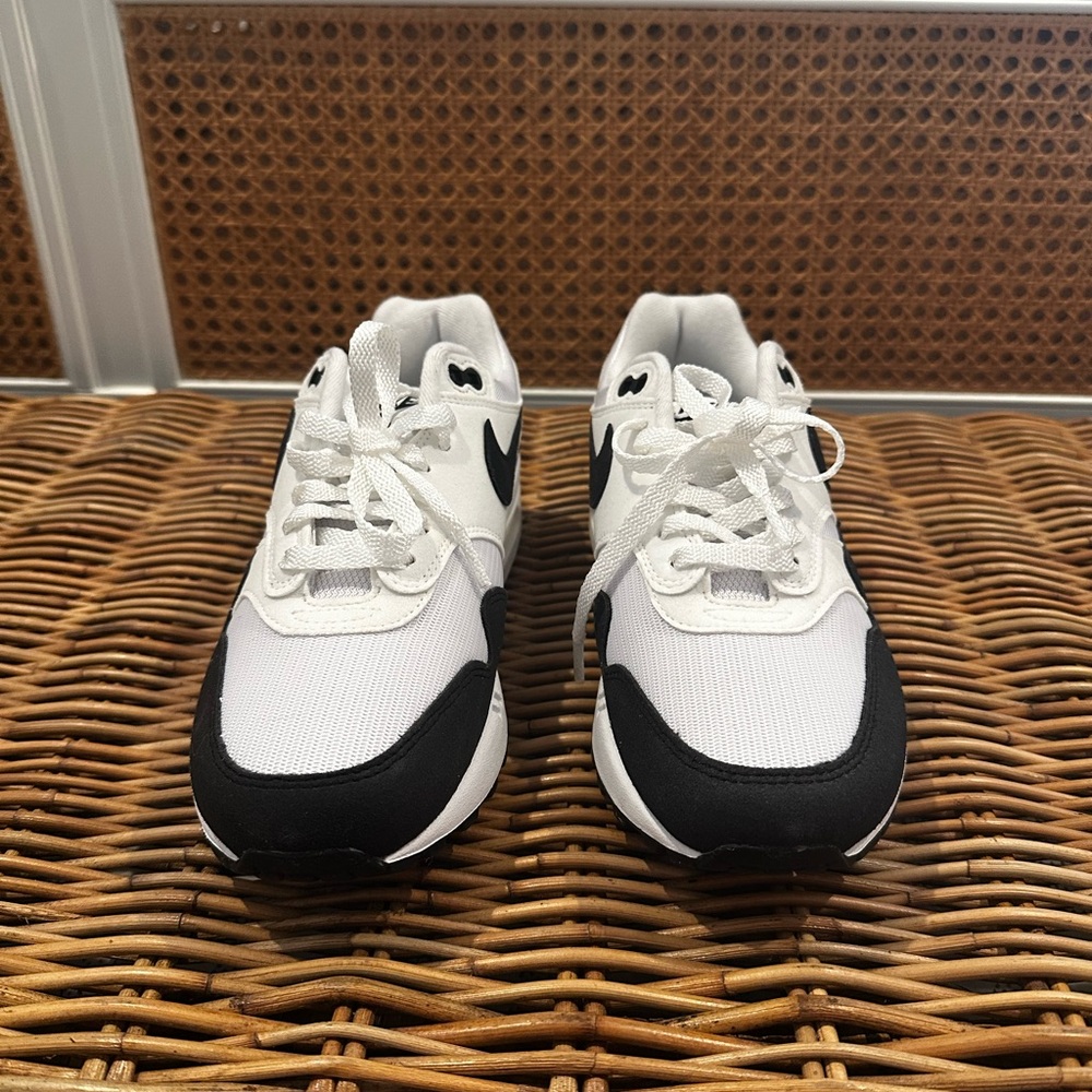 Nike Kids Black and White Sneakers
